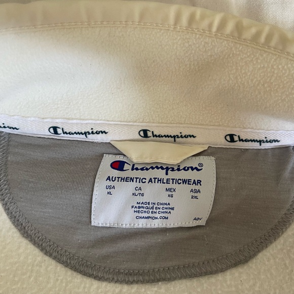 Champion Fleece Pullover - Picture 3 of 3